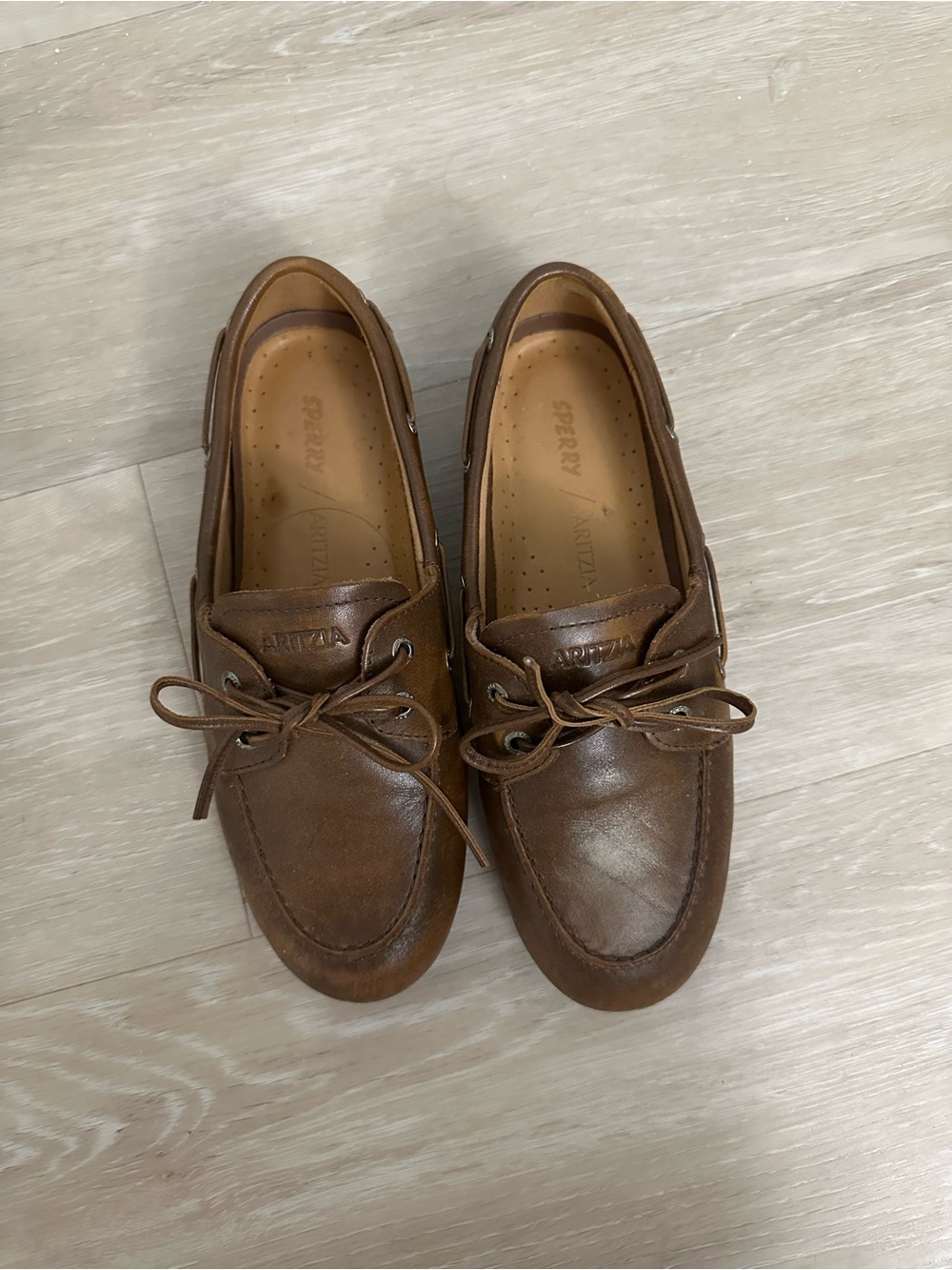 Sperry x Aritzia brown leather loafers